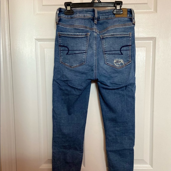 American Eagle Ripped Jeans - Picture 2 of 5